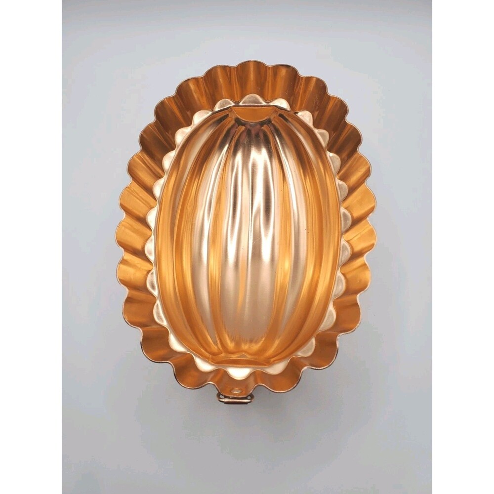 Oval Copper Jello Dessert Mold Wall Hanging Scalloped Fluted Farmhouse Rustic